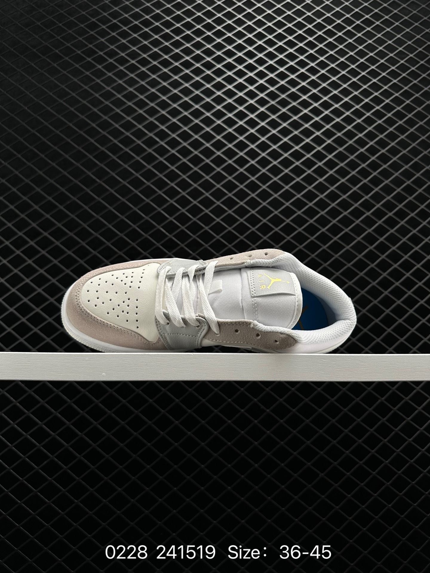 Air Jordan 1 Low AJ1